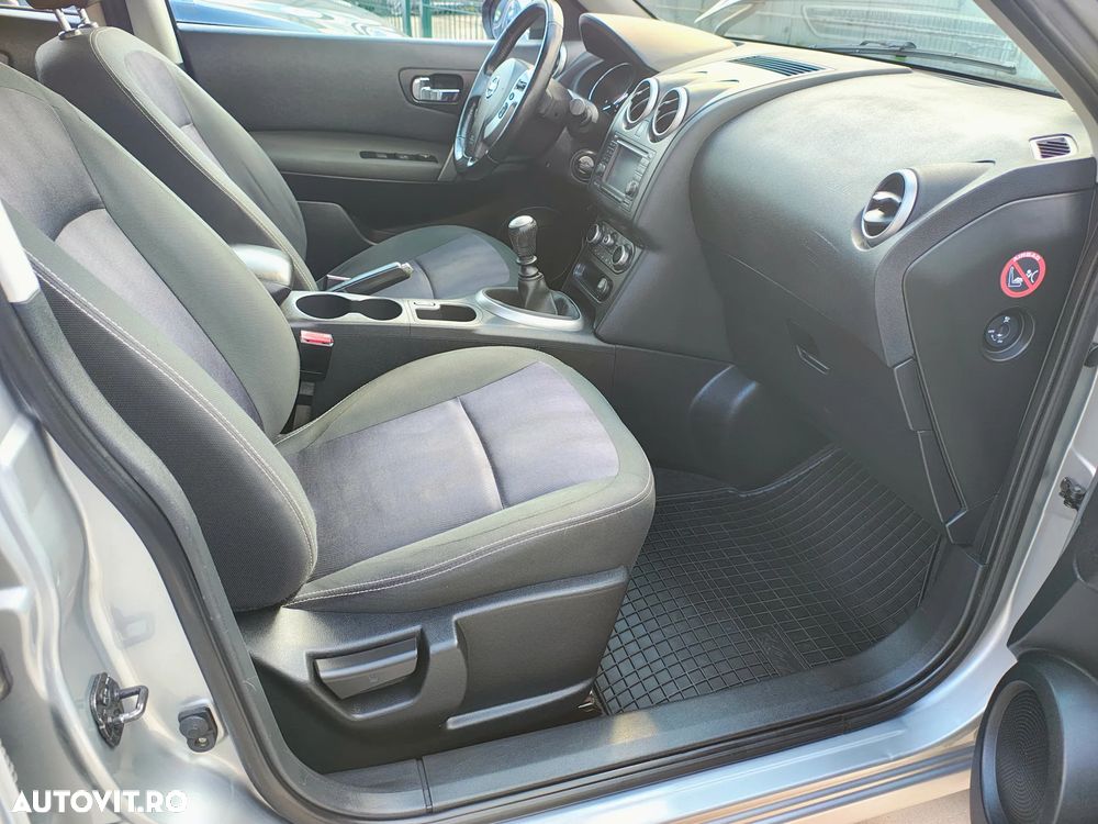 Nissan Qashqai 1.5 DCI N-Connecta - 23