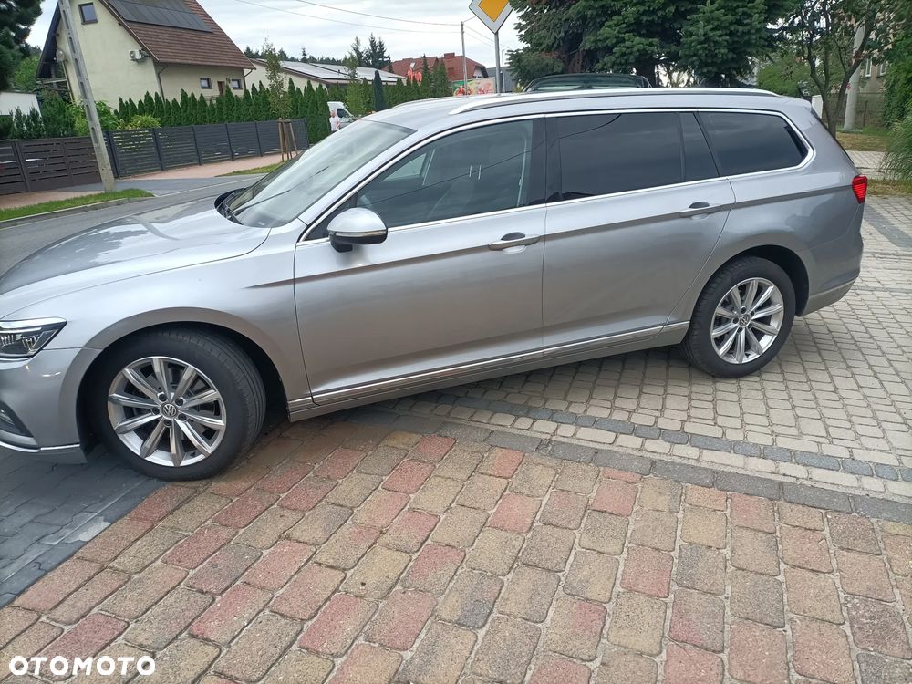 Volkswagen Passat 2.0 TDI SCR DSG Comfortline - 1