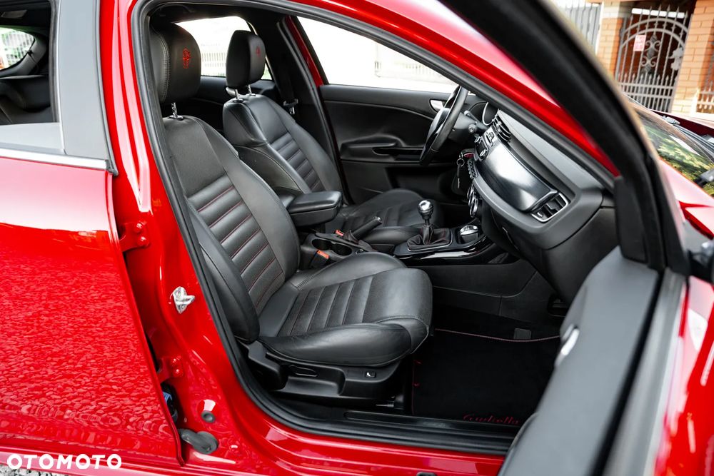 Alfa Romeo Giulietta 1.8 TBi 16V Quadrifoglio Verde - 25