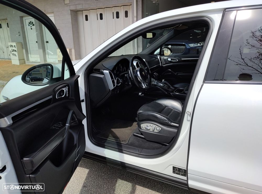 Porsche Cayenne Tiptronic S - 8