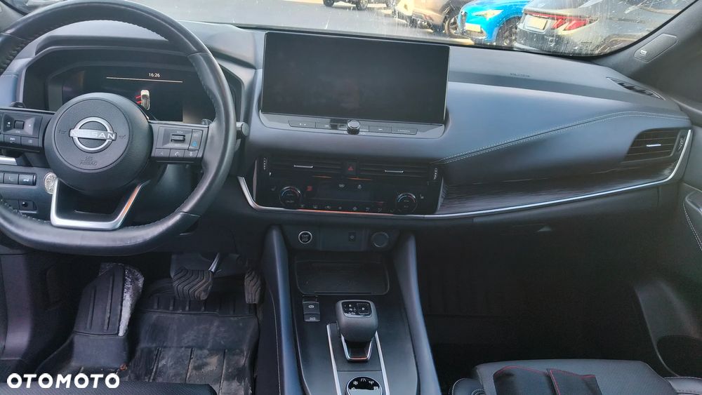 Nissan Qashqai 1.3 DIG-T MHEV 4x4 Tekna+ Xtronic - 10