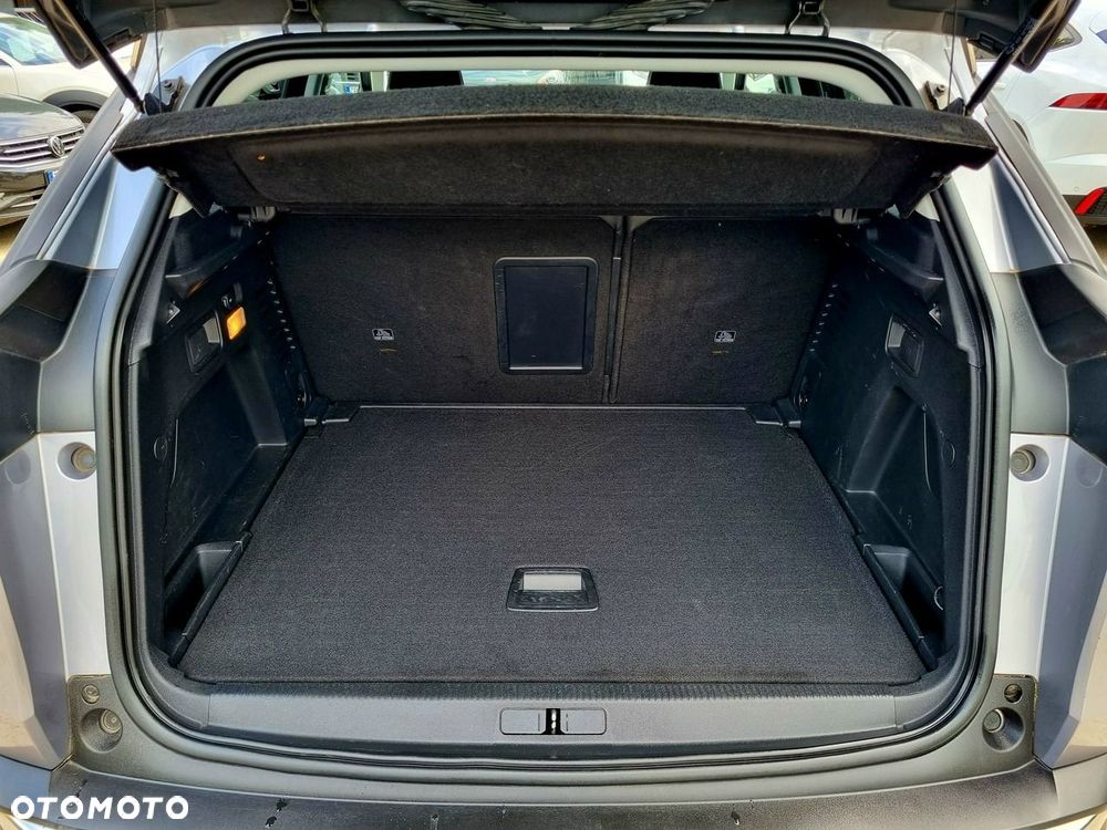Peugeot 3008 1.5 BlueHDi Allure S&S - 13