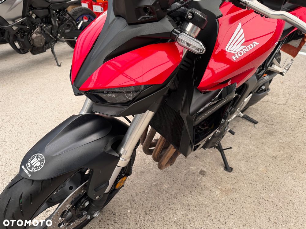 Honda Hornet - 16