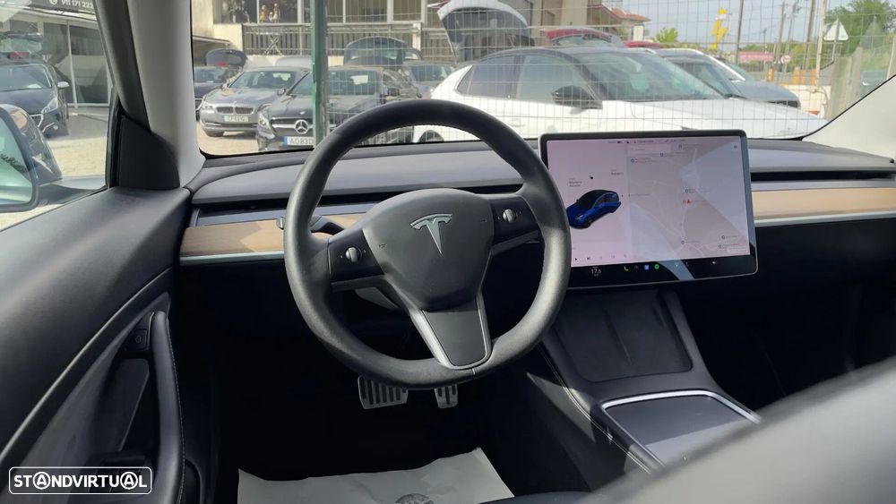 Tesla Model 3 Standard Range Plus RWD - 10