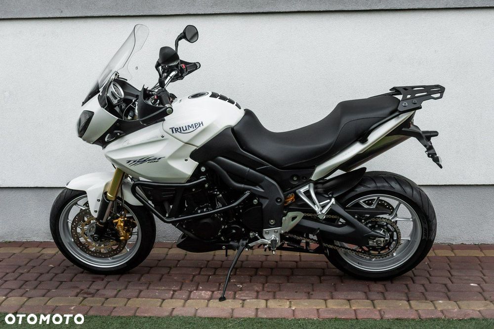 Triumph Tiger - 5