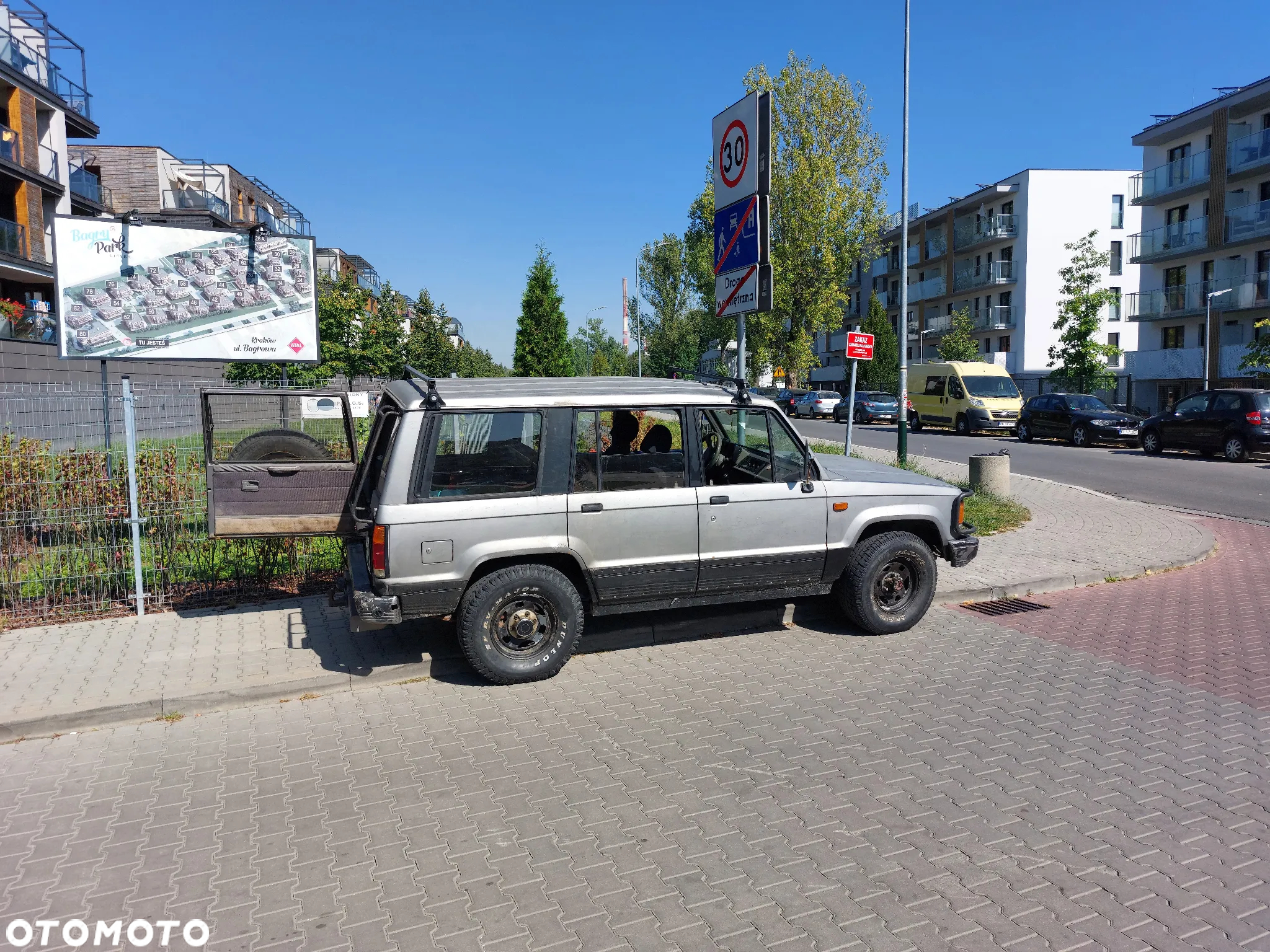 Isuzu Trooper 2.6 - 2