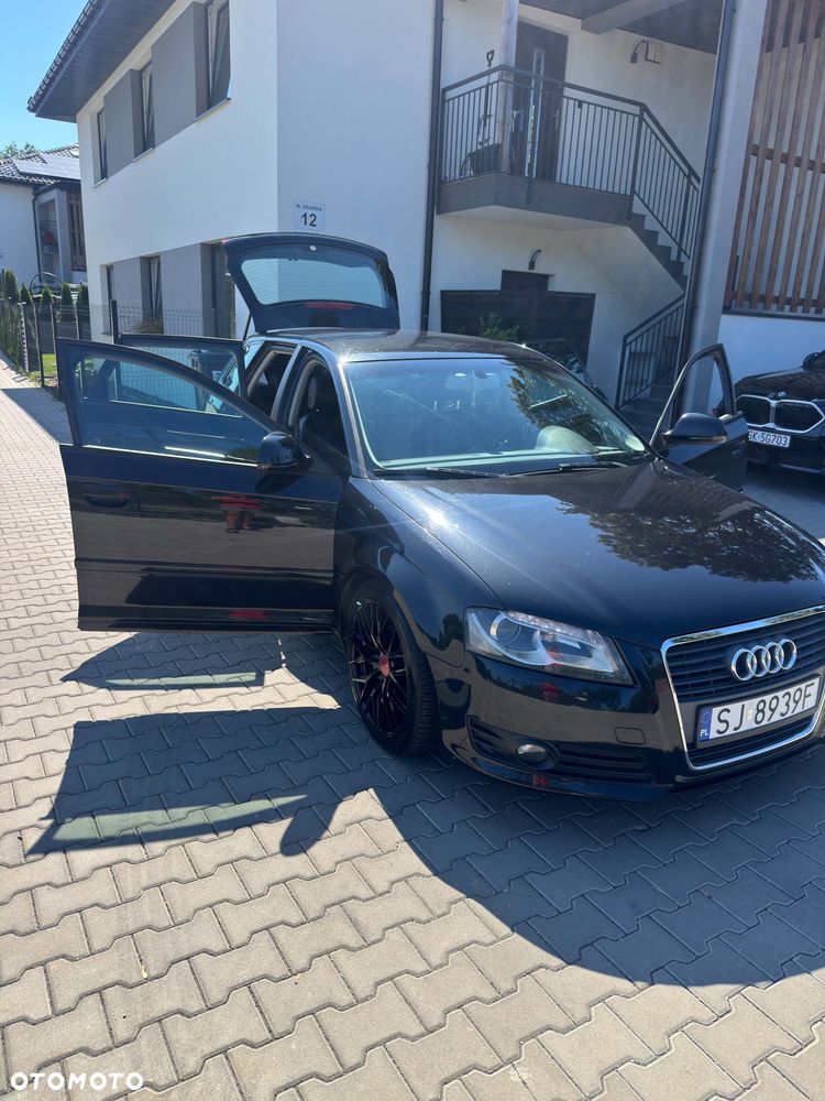 Audi A3 Sportback 2.0 TDI DPF Ambiente - 14