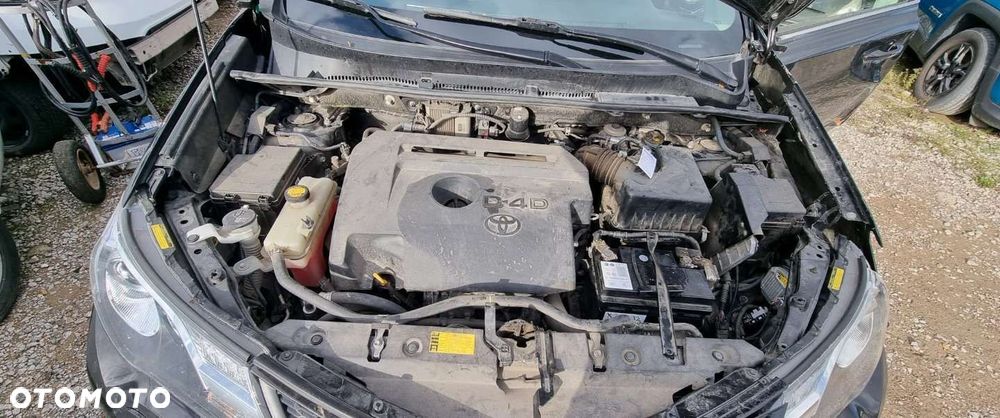 Toyota RAV4 - 6