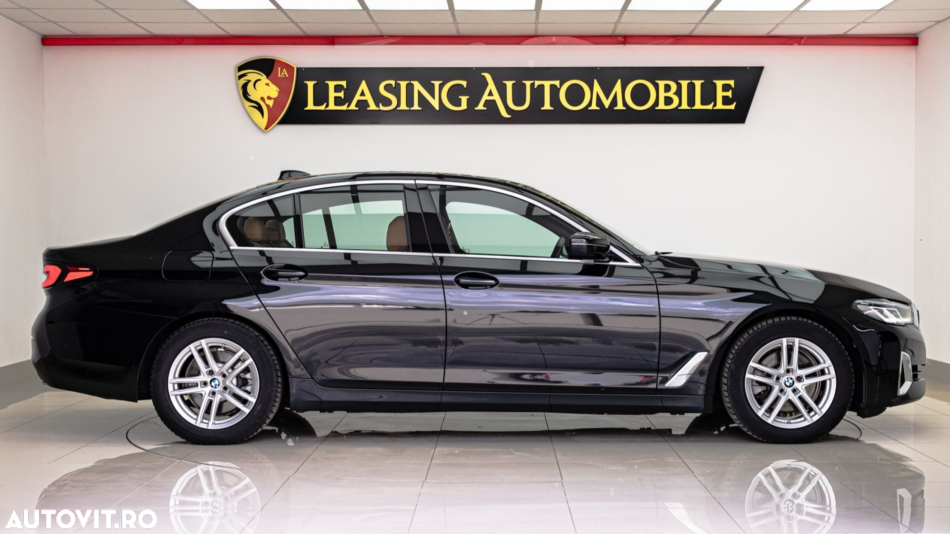 BMW Seria 5 520d xDrive AT MHEV - 9