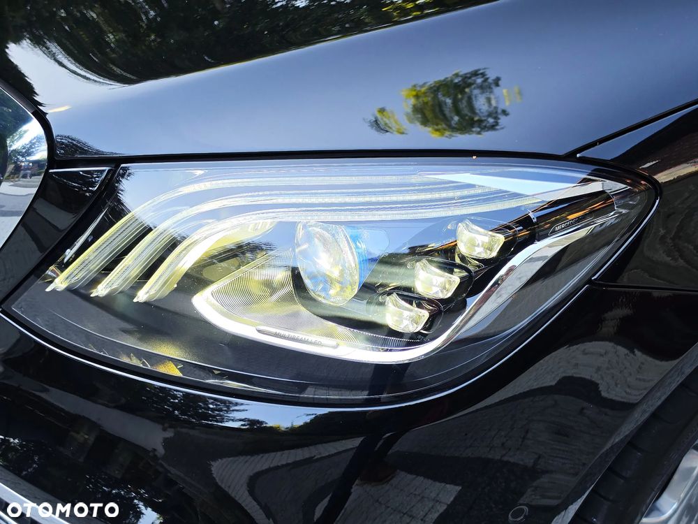 Mercedes-Benz Maybach Klasa S 560 4-Matic - 32