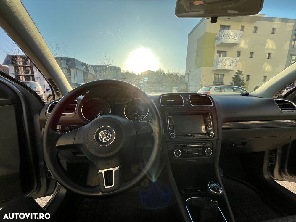 Volkswagen Golf 1.6 TDI DPF Comfortline - 10