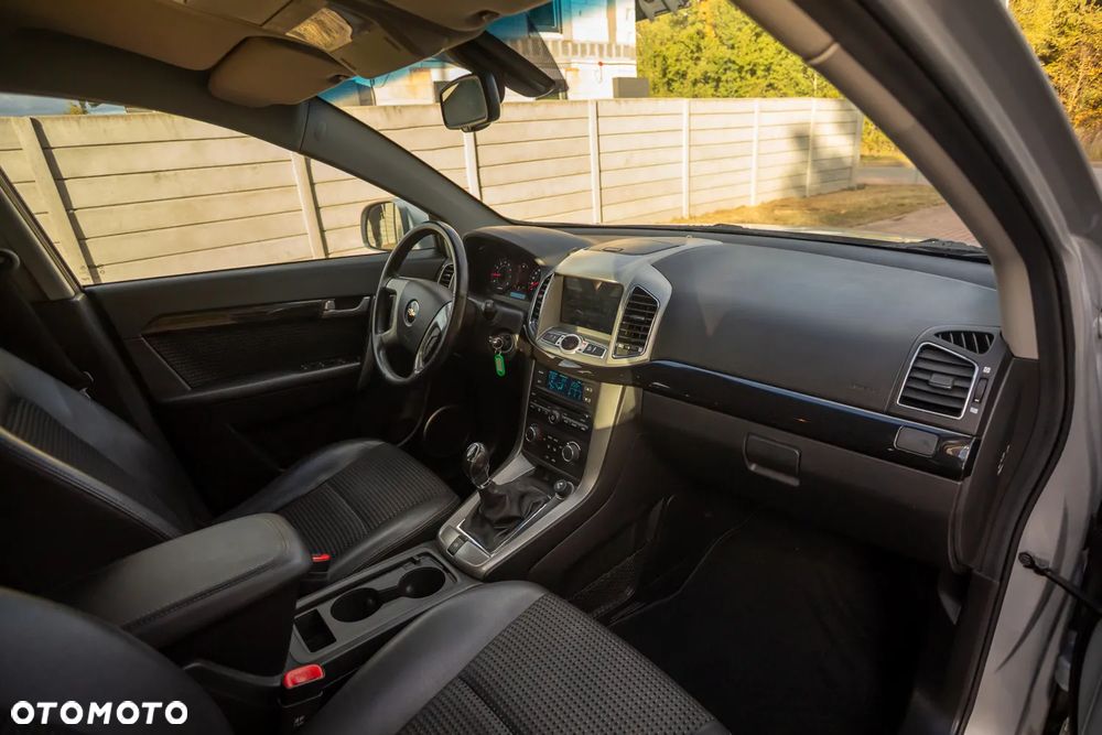Chevrolet Captiva - 19