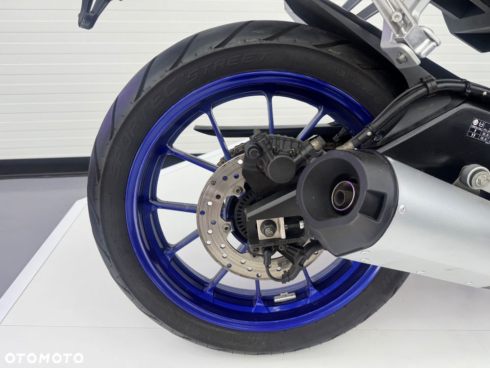 Yamaha MT - 30