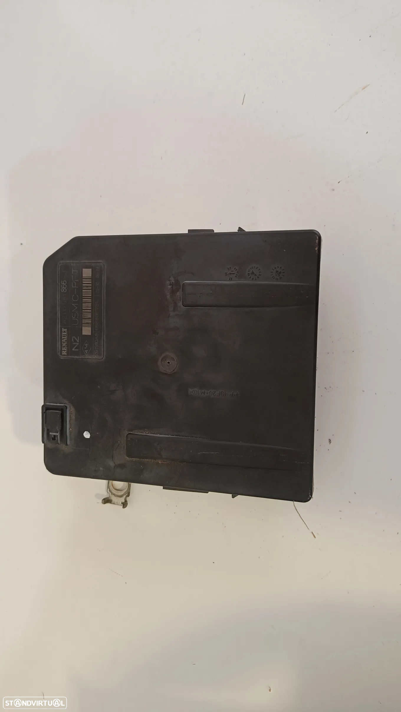 Caixa fusíveis/ caixa relés Renault Megane 2 II / Renault Scenic 2 II 2006  8200481866 - 4