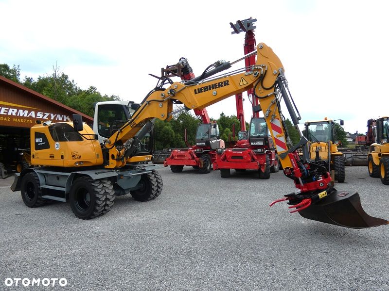 Liebherr A910 Compact ze Szwecji / ROTOTILT ZE SZCZYPCAMI / Super Stan / - 10
