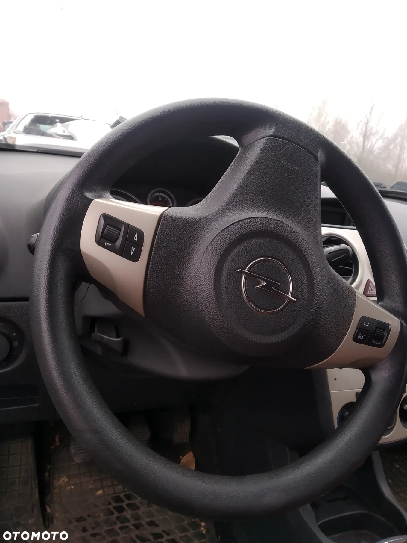 OPEL CORSA D 06 - 11 1.2 Z12XEP DRZWI PRZÓD TYL LEWE PRAWE Y547 - 23
