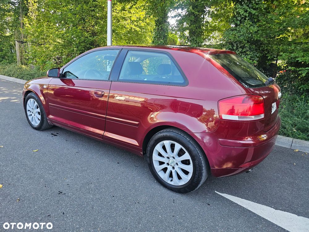 Audi A3 3-drzwiowe 2.0 TDI DPF Ambition - 3