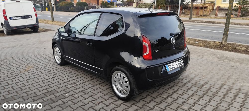 Volkswagen up! black - 7