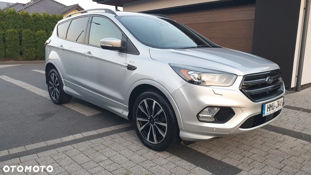 Ford Kuga 2.0 TDCi 2x4 ST-Line - 3