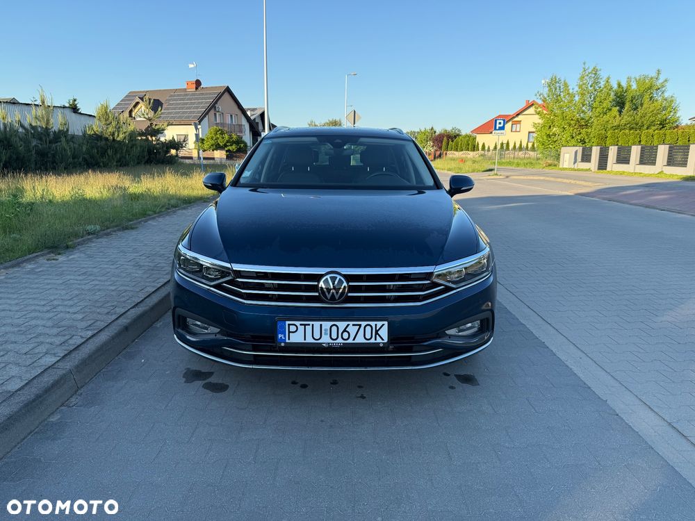 Volkswagen Passat - 2