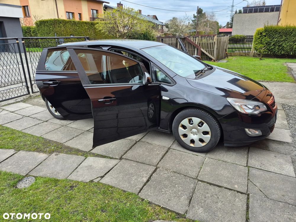 Opel Astra 1.6 Color Edition - 11