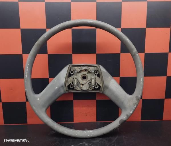 Volante Toyota Dyna 250 - 1