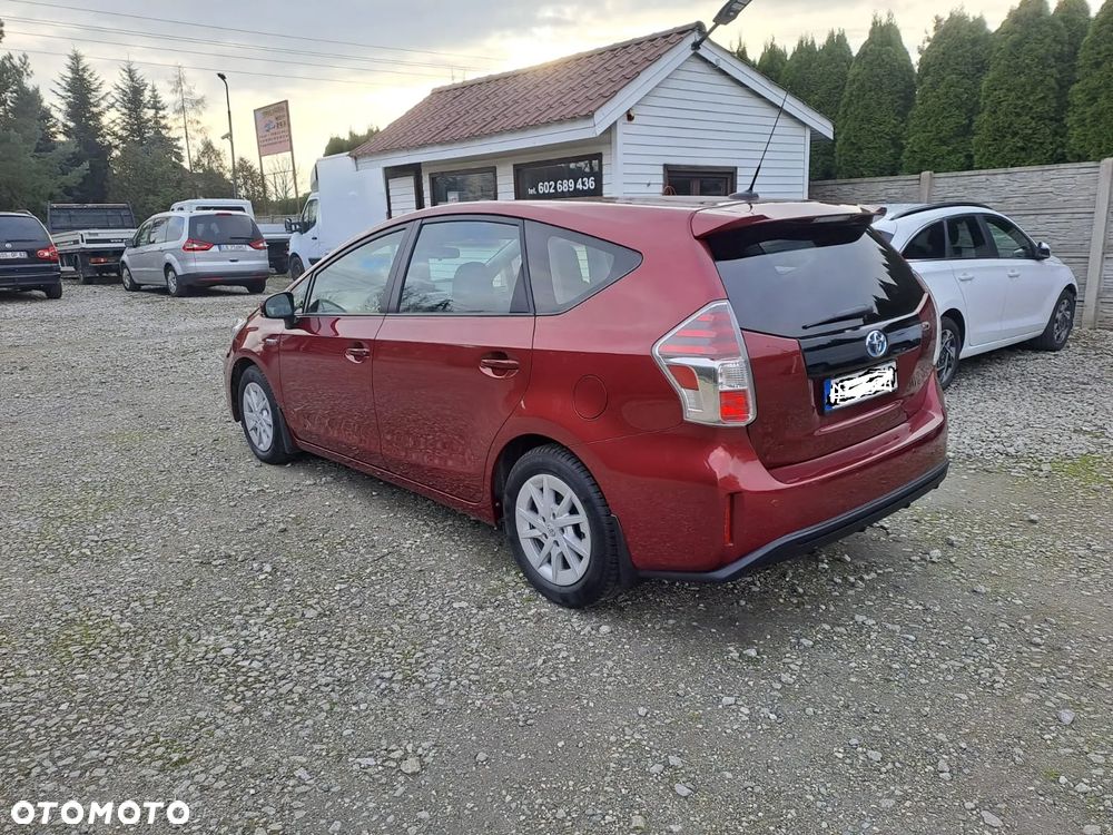 Toyota Prius+ (Hybrid) - 2