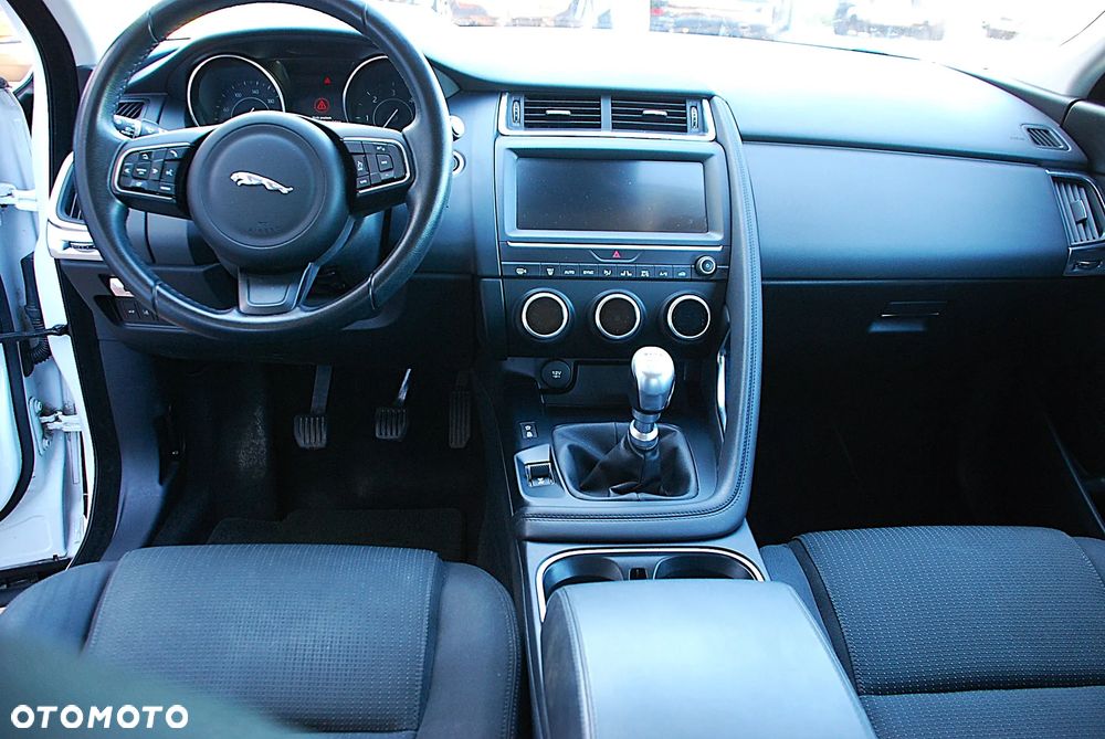 Jaguar E-Pace 2.0 i4D FWD R-Dynamic S - 20