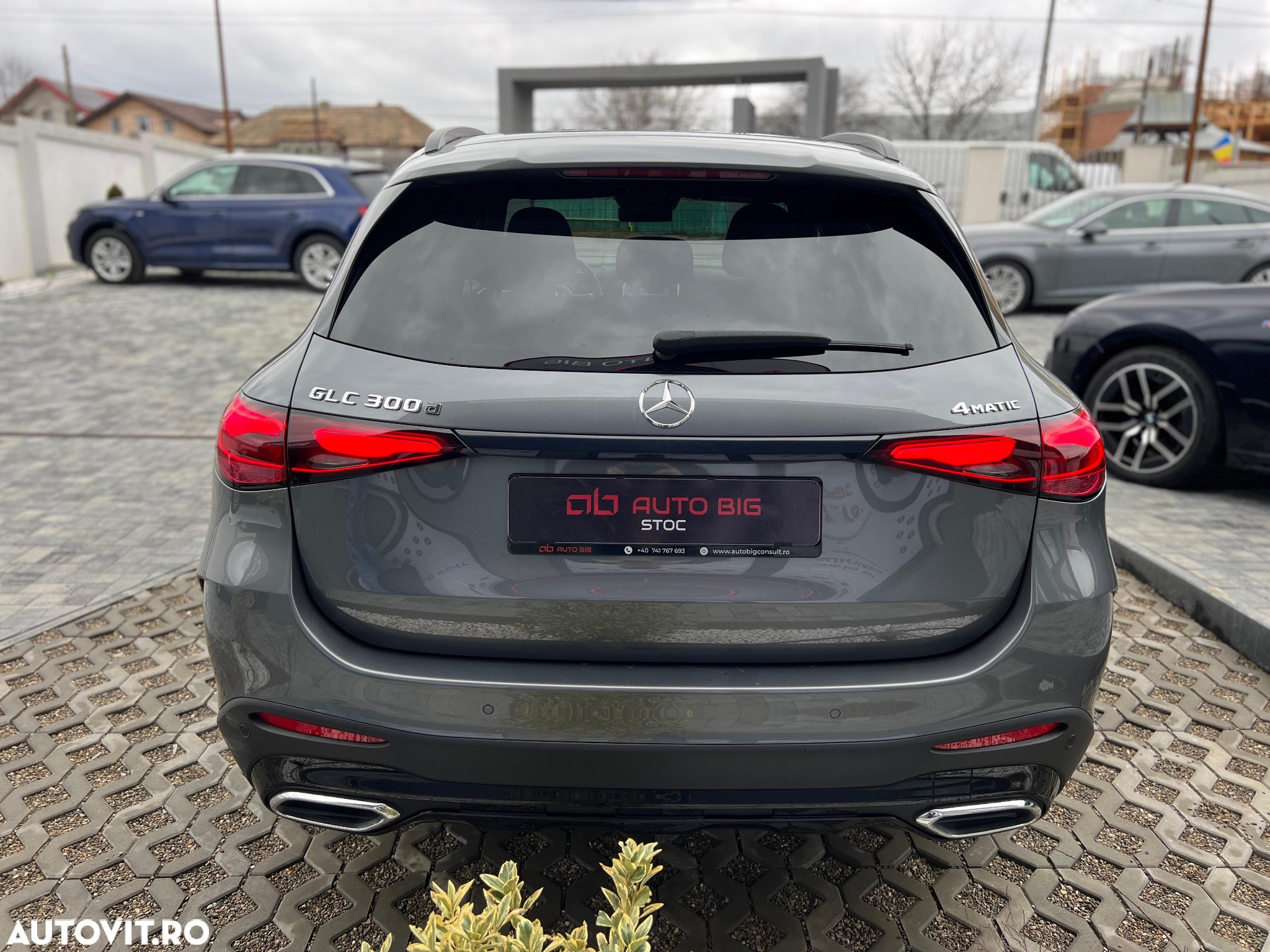 Mercedes-Benz GLC 300 d 4MATIC MHEV - 9