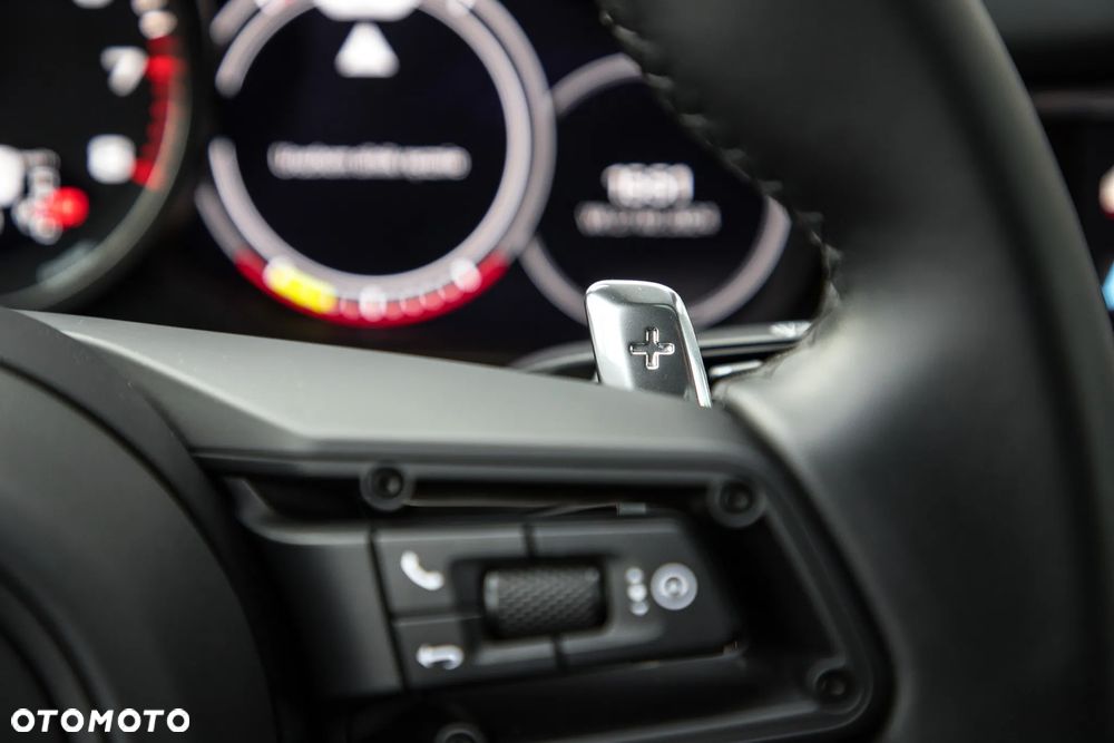 Porsche Panamera - 17