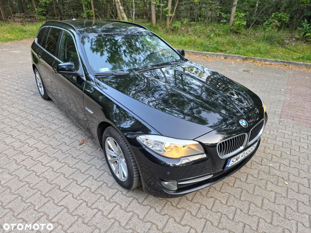 BMW Seria 5 520d - 31