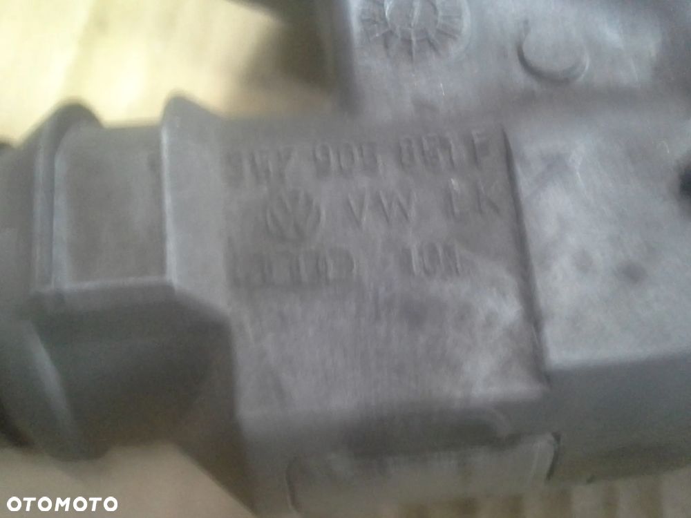 Volkswagen Caddy II 1.9 SDi zestaw startowy komputer 0281010007  038906013AN - 8