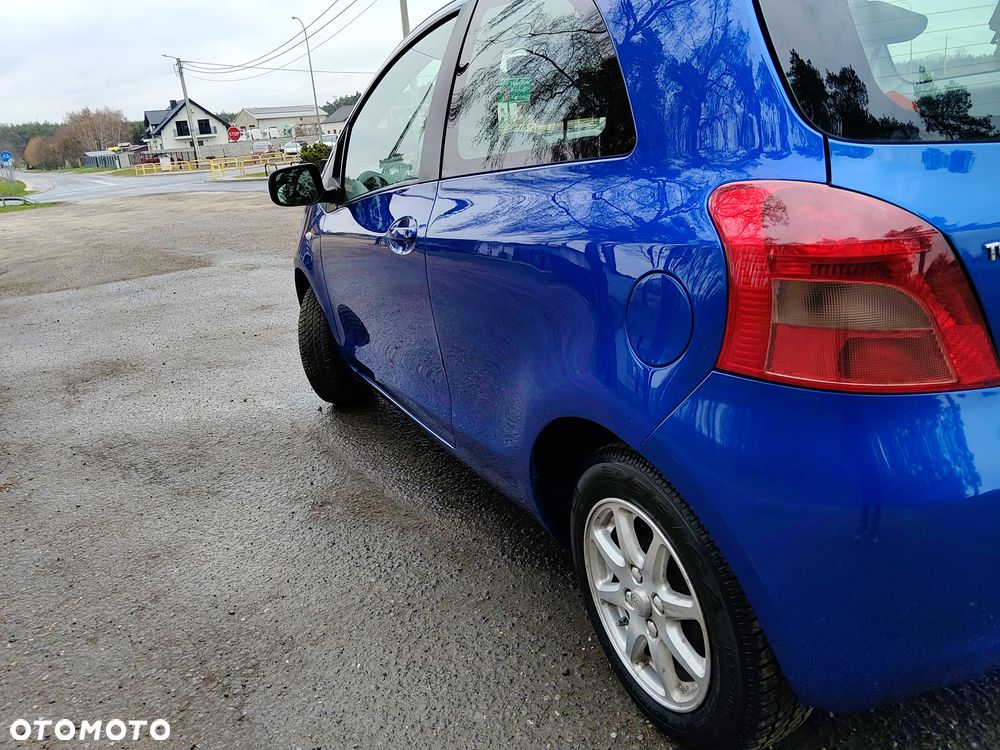 Toyota Yaris 1.0 Terra - 7