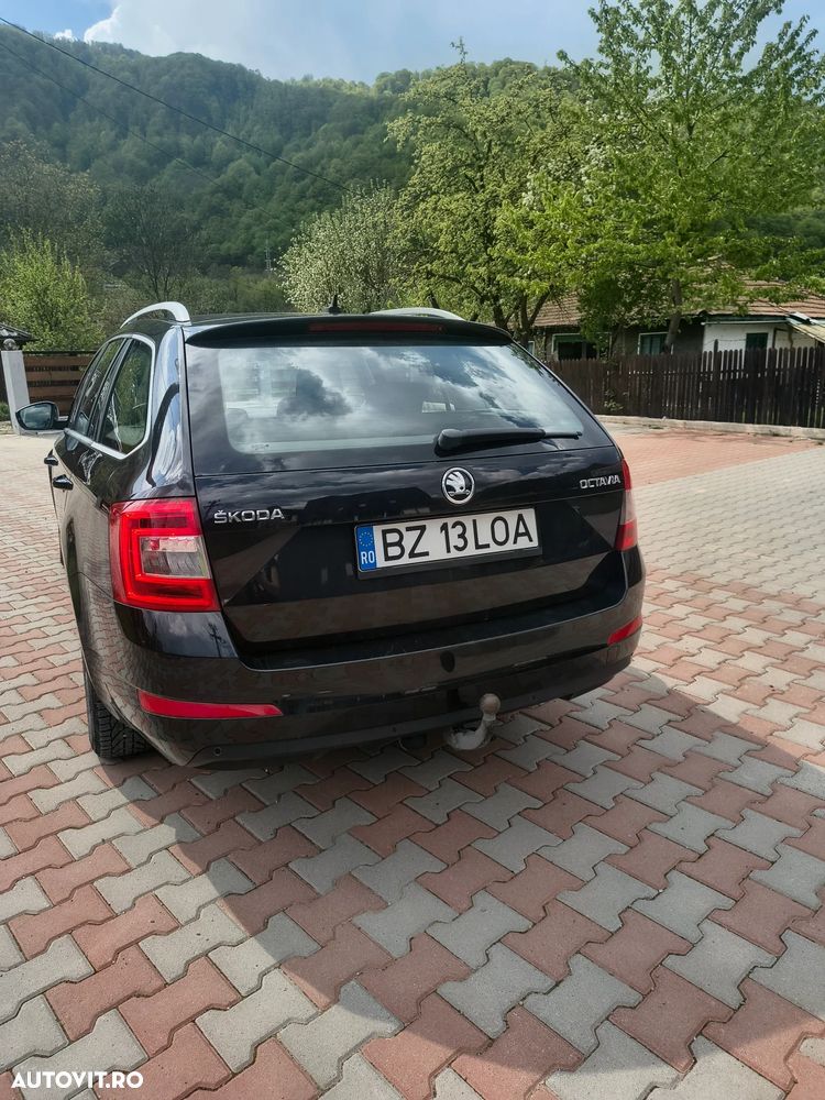 Skoda Octavia 2.0 TDI DSG Ambition - 3