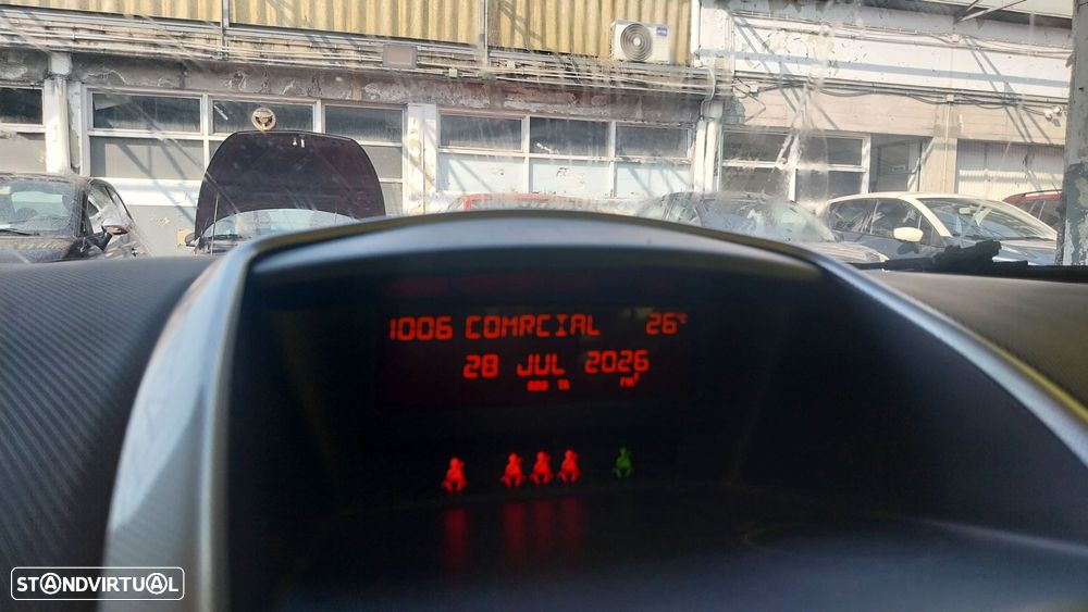 Peugeot 207 1.4 HDi Premium - 8