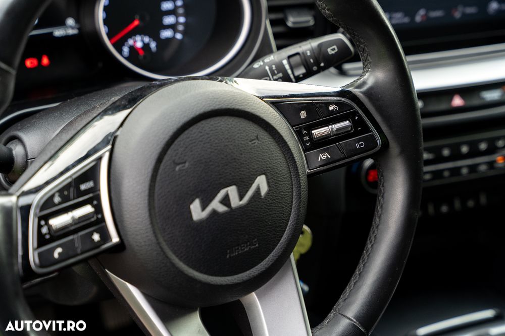 Kia XCeed 1.5 T-GDI 6MT City - 11