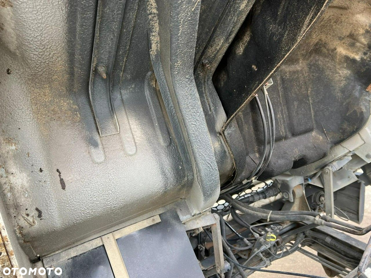 Nissan Atleon - 35