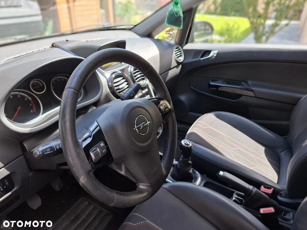 Opel Corsa - 6