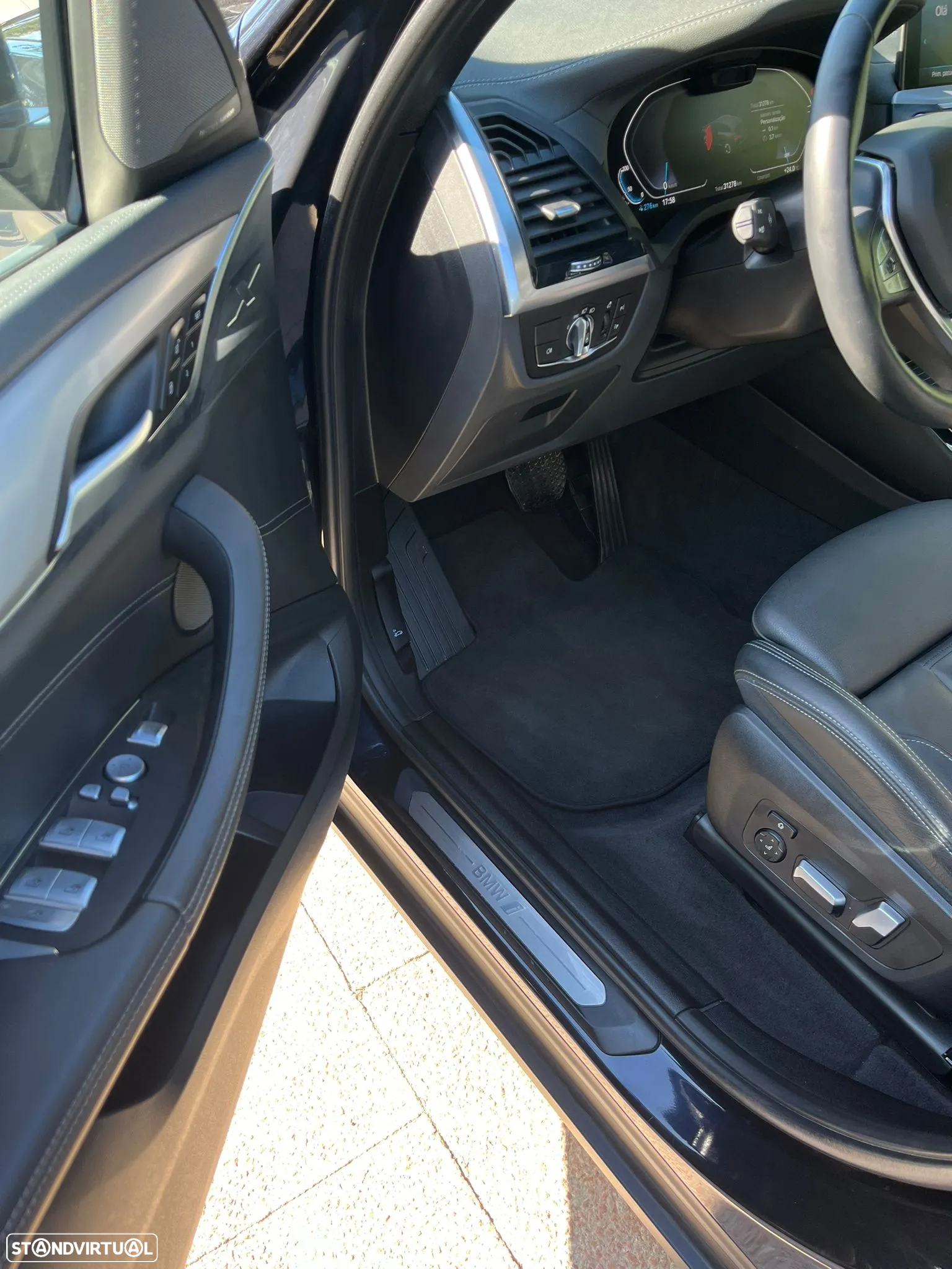 BMW iX3 M Sport Impressive - 7