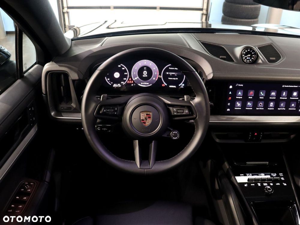 Porsche Cayenne Standard - 19