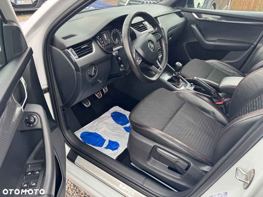 Skoda Octavia 2.0 TDI (Green tec) RS - 10