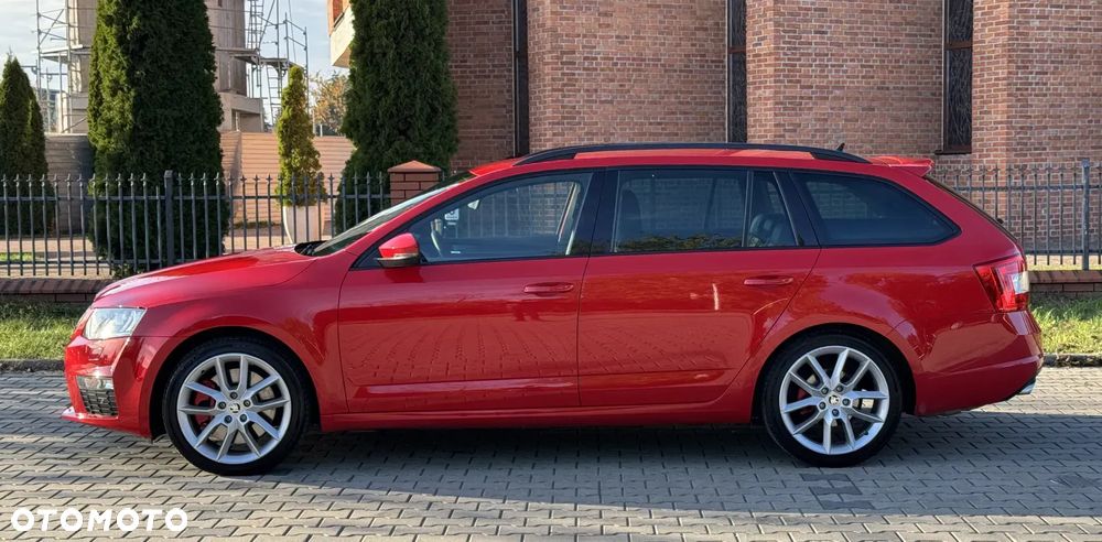 Skoda Octavia 2.0 TDI DSG RS - 6