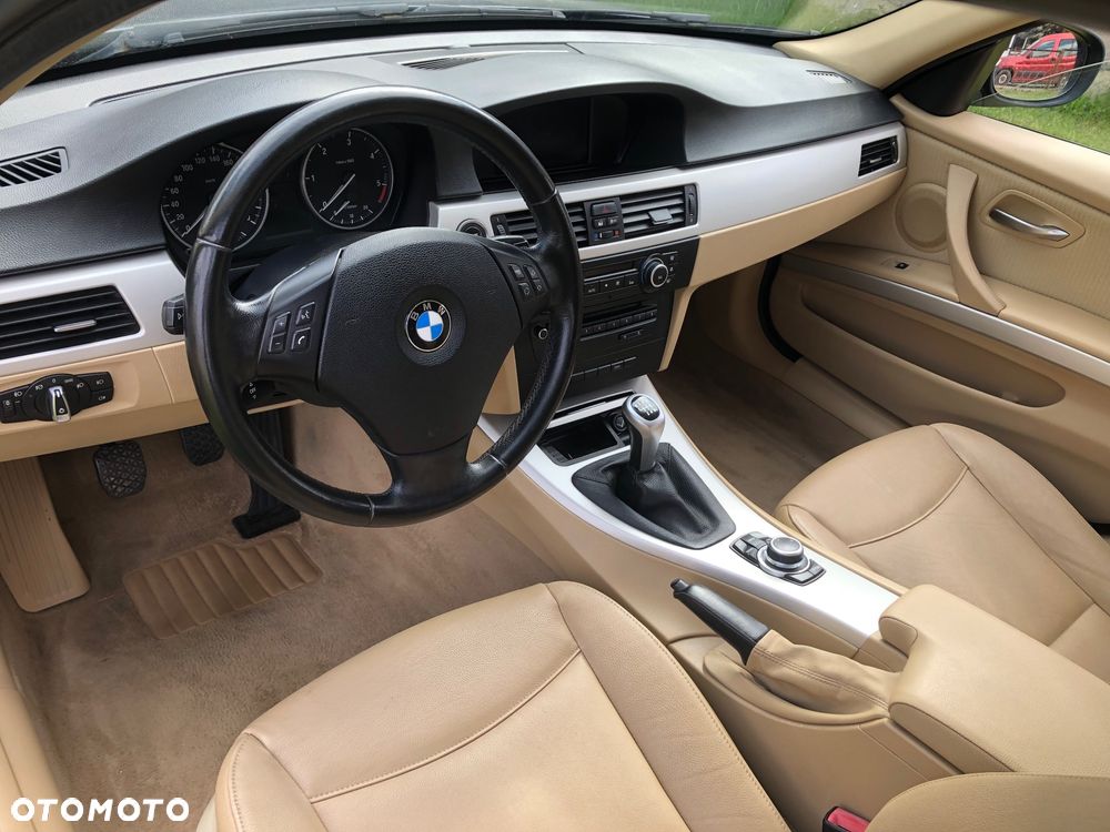 BMW Seria 3 318d DPF Edition Exclusive - 9