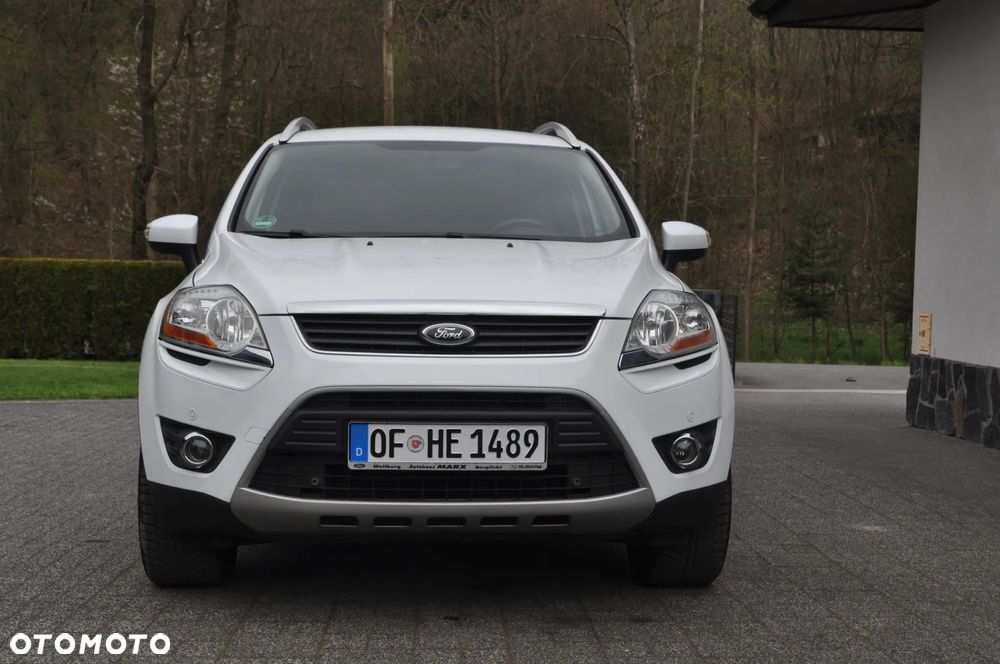 Ford Kuga 2.0 TDCi 2x4 Titanium - 13