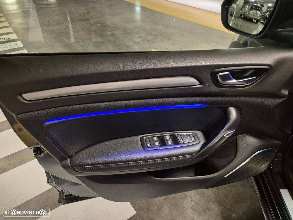 Renault Mégane Sport Tourer 1.2 TCE Bose Edition EDC - 29