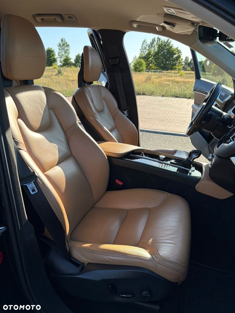 Volvo XC 90 D5 AWD Inscription 7os - 27