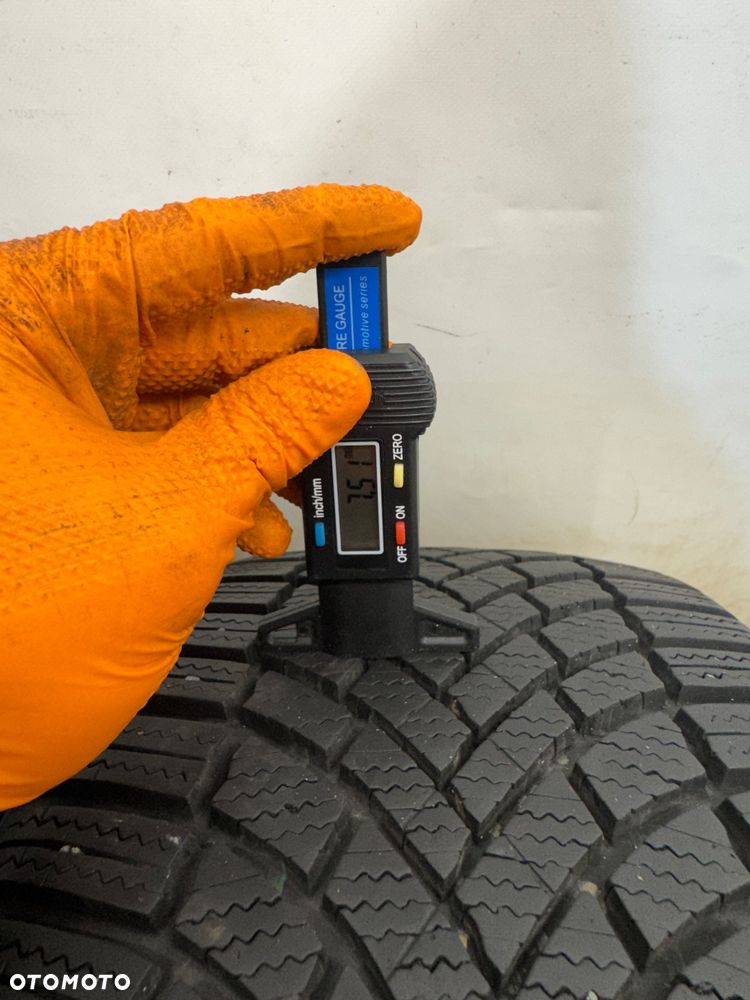 G-2985 225/45R17 94V BRIDGETSONE - 2