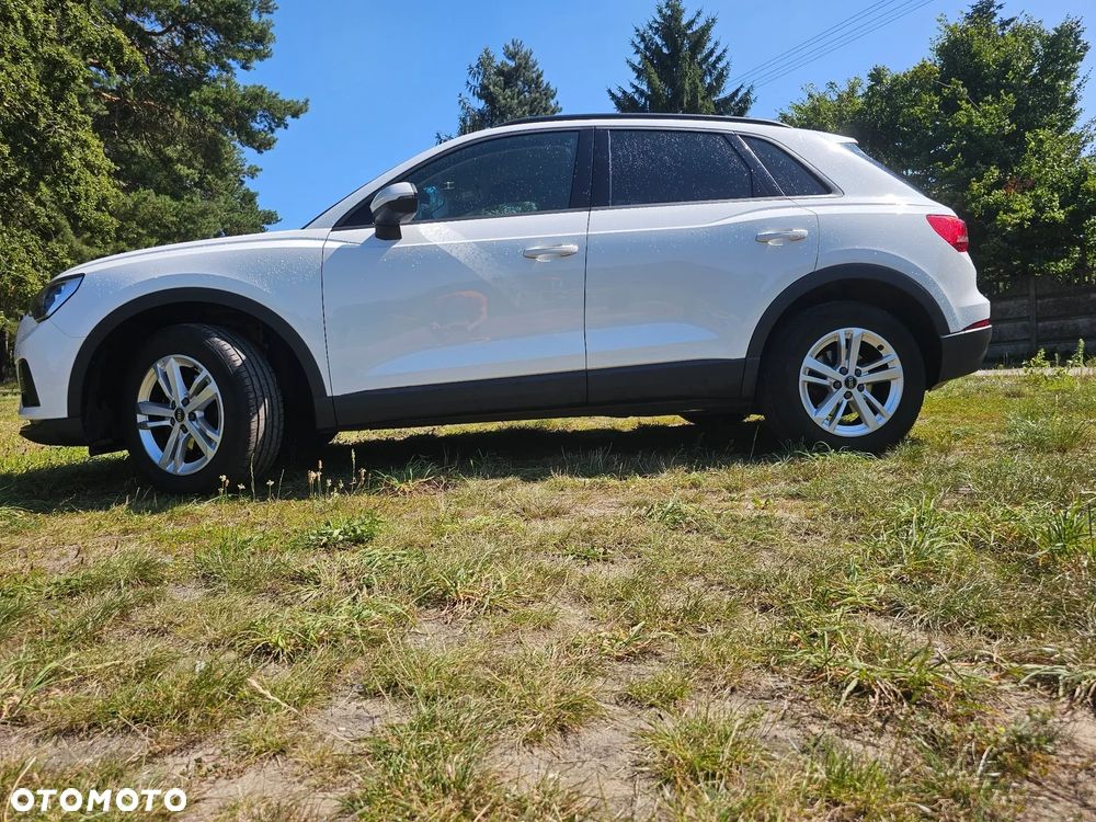 Audi Q3 35 TFSI S tronic - 3