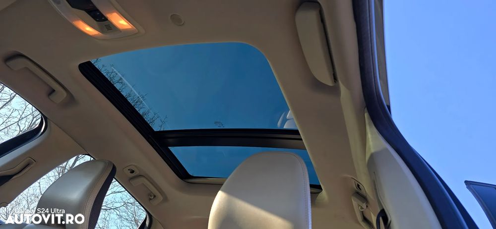 Volvo XC 60 D5 AWD Aut. RDesign - 13