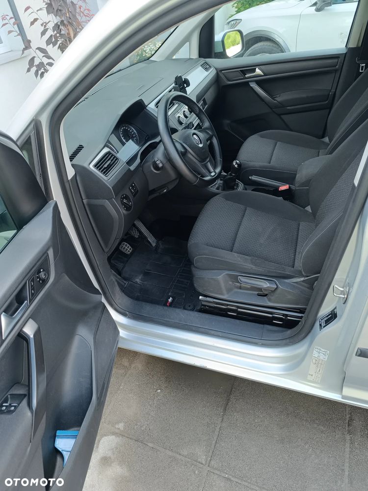 Volkswagen Caddy 1.4 TSI Trendline - 5